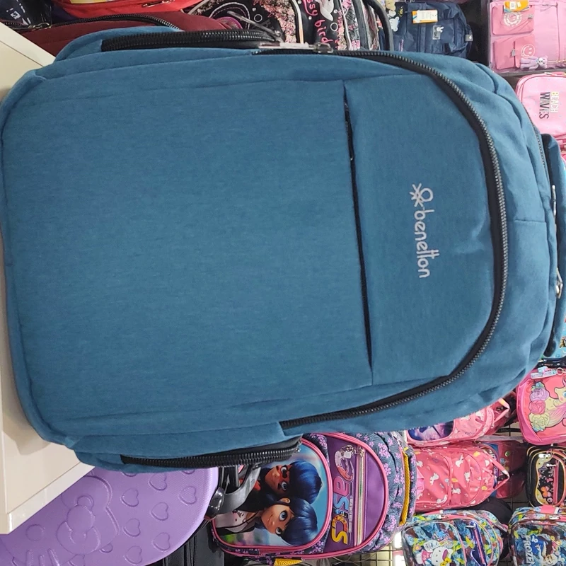 کوله پشتی بنتون. لب تاپی.17 اینچ.پارچه کتان.ضد اب.قابلیت حمل 10 کیلو بار.قابل شستشو.
