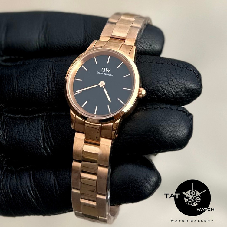 ساعت زنانه DW موتور روندا سوییس با جعبه و ساعت مچی دنیل ولینگتون