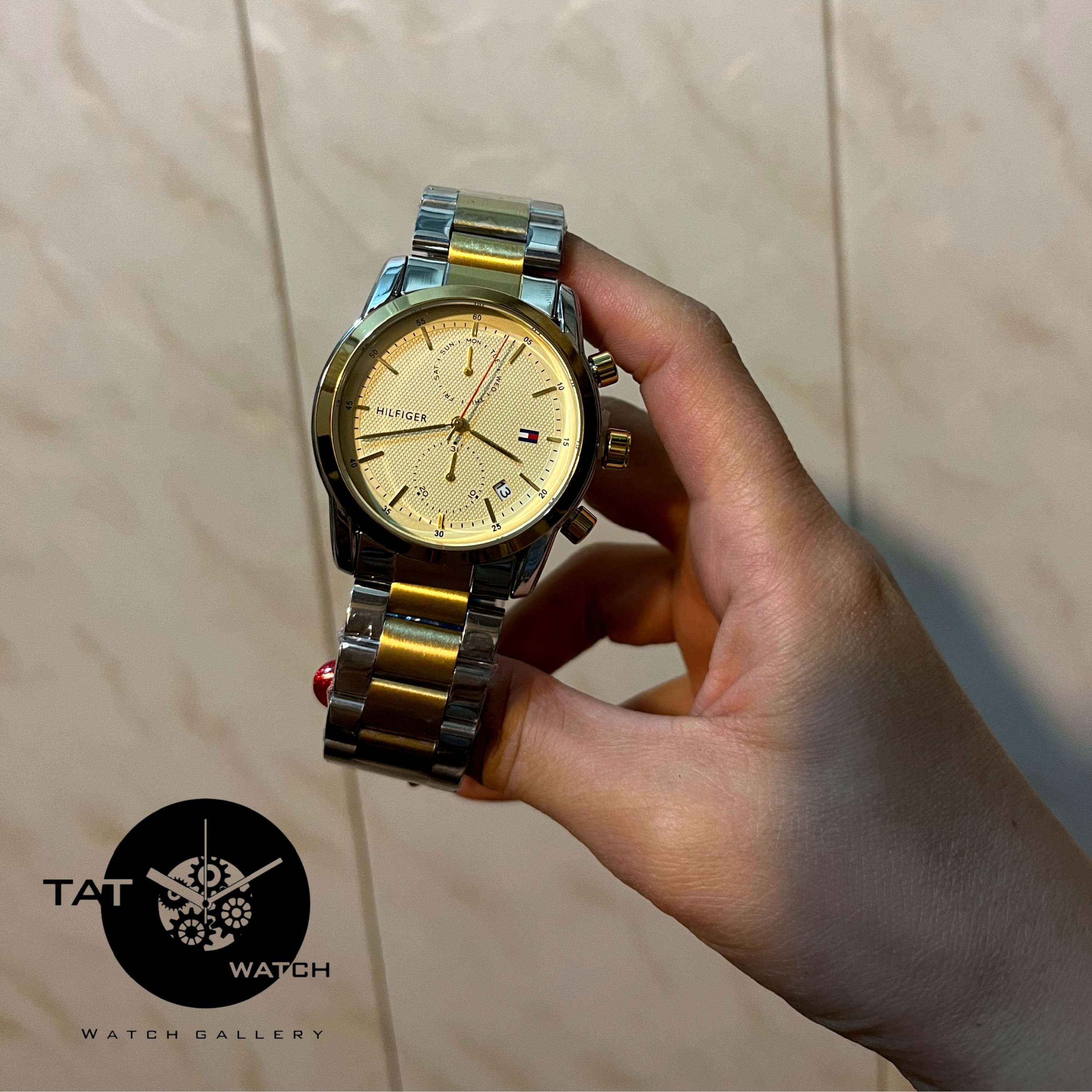ساعت مچی مردانه تامی سه موتور فعال با یکسال جعبه Tommy