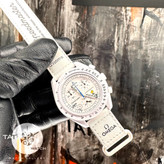 ساعت مردانه زنانه امگا سواچ رنگبندی کامل سه موتور فعال با یکسال و جعبه و omega swatch ساعت مچی