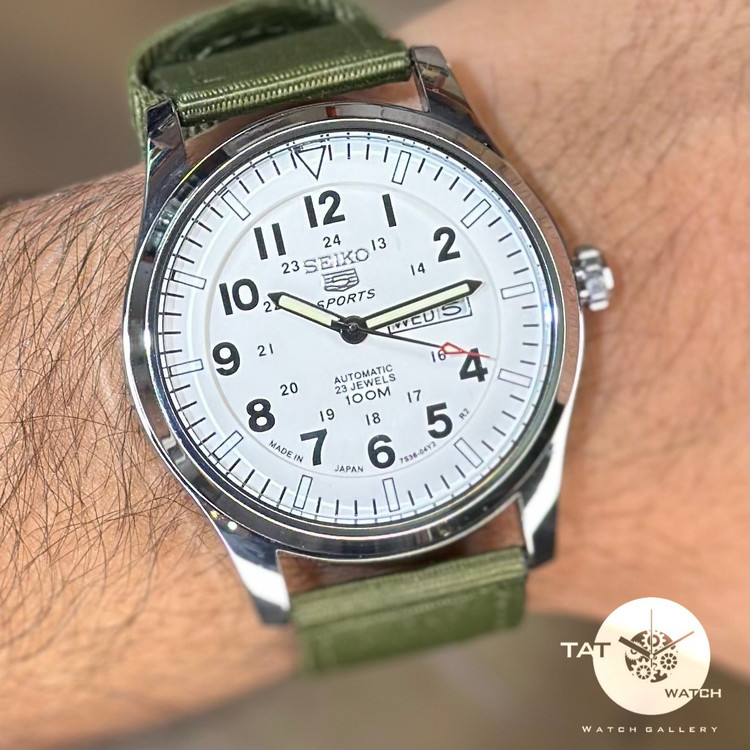ساعت مردانه سیکو5 خلبانی موتور آرامگرد دو تقویمه با یکساله و جعبه seiko5 ساعت مچی