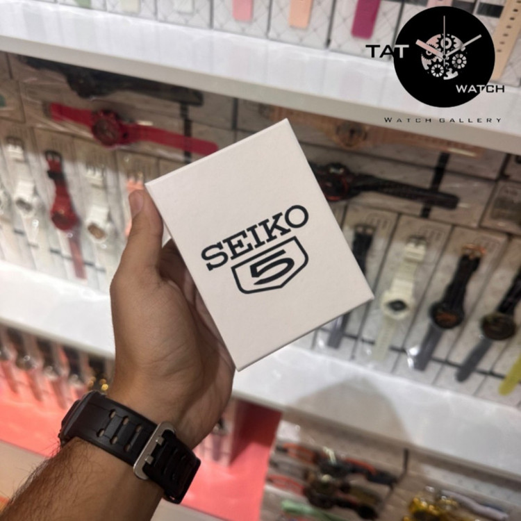 ساعت مردانه سیکو5 خلبانی موتور آرامگرد دو تقویمه با یکساله و جعبه seiko5 ساعت مچی
