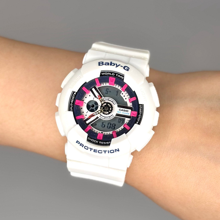 ساعت مچی زنانه بچگانه کاسیو بیبی جی Ba110 در رنگبندی موتور ژاپن یک سال جعبه بی بی جی Baby-G Casio