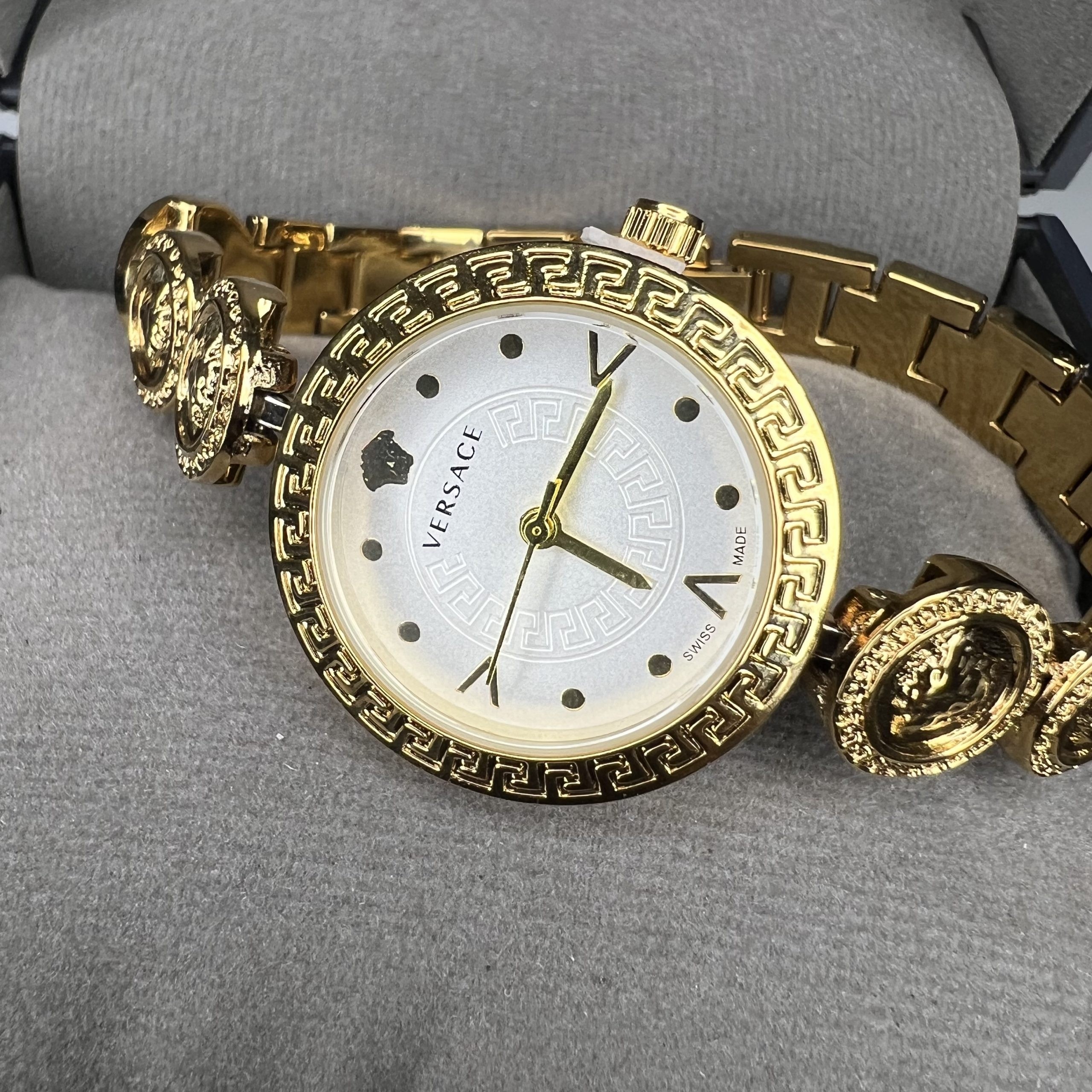 ساعت مچی زنانه ورساچه Versace ضد آب