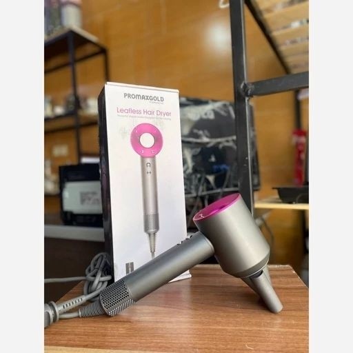سشوار 1600 وات با 3 مدل سرعت و 3 حالت دما با 5 سری اضافه کیفیت عالی