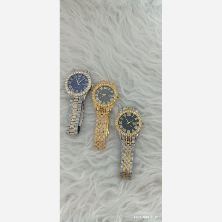 ساعت مچی فول نگین نقره ای به پخش