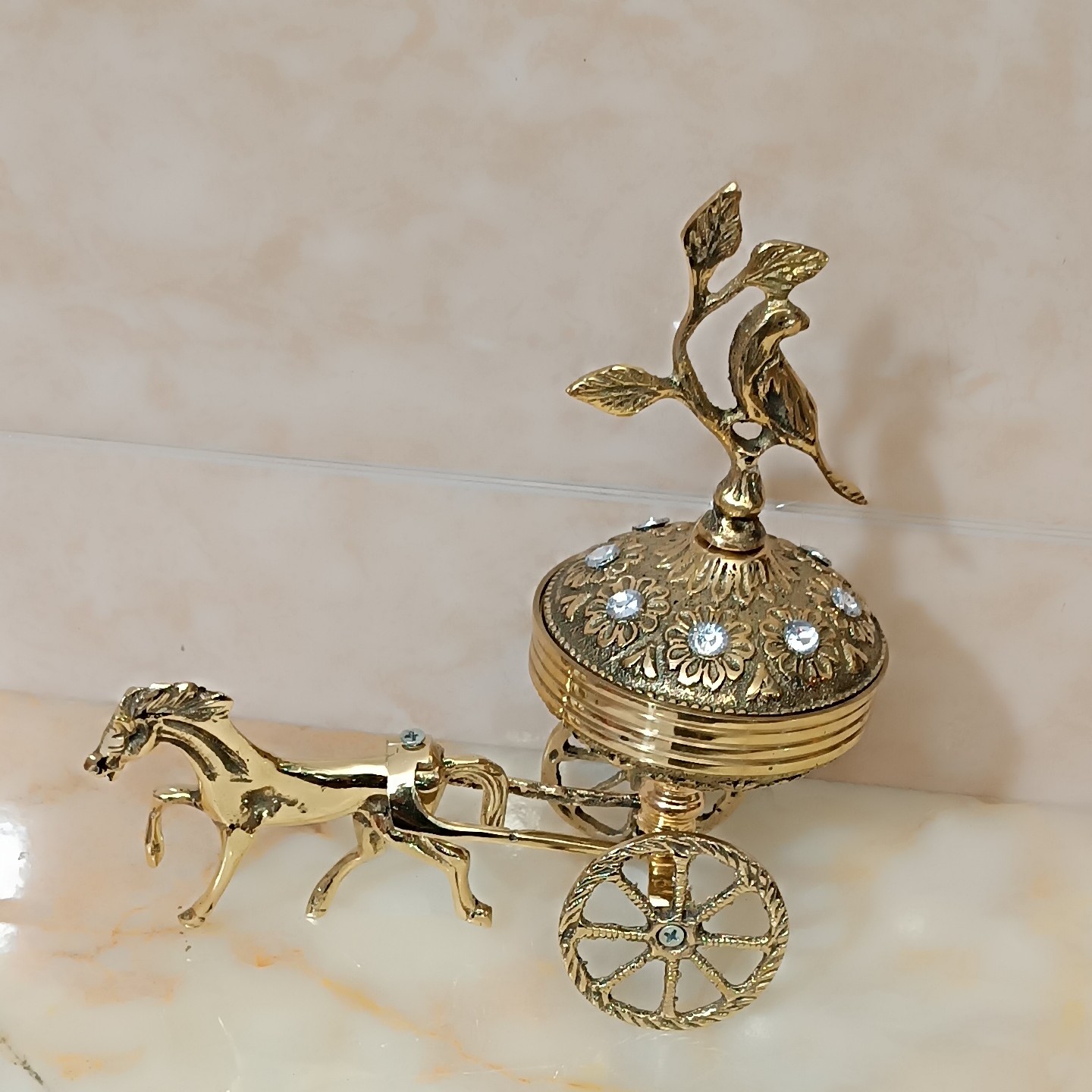 قندان و شکلات خوری برنجی طرح ارابه ای کد 355