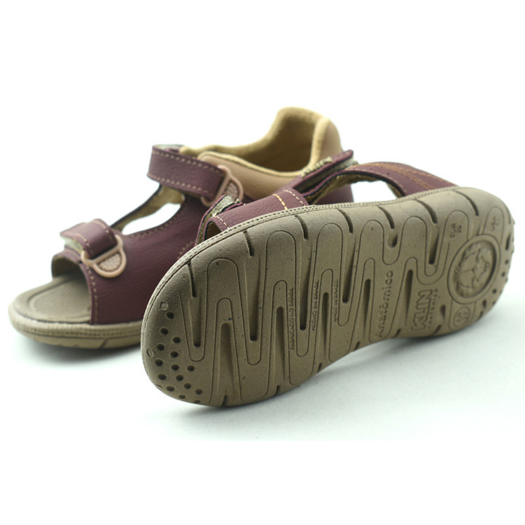 صندل پسرانه کلین مدل اسپرت کد C-8542