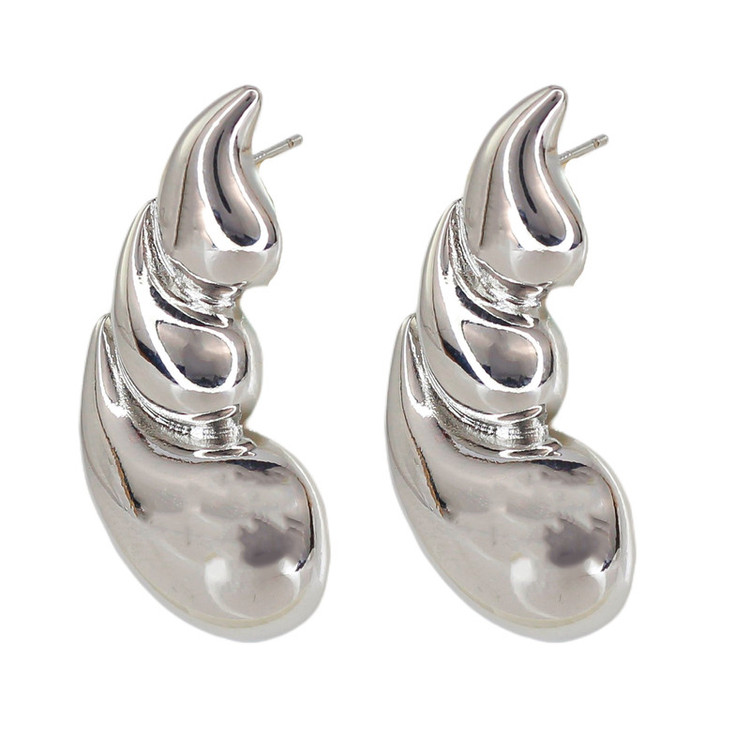 گوشواره میخی زنانه زودیکا مدل نارین کد AAC1095